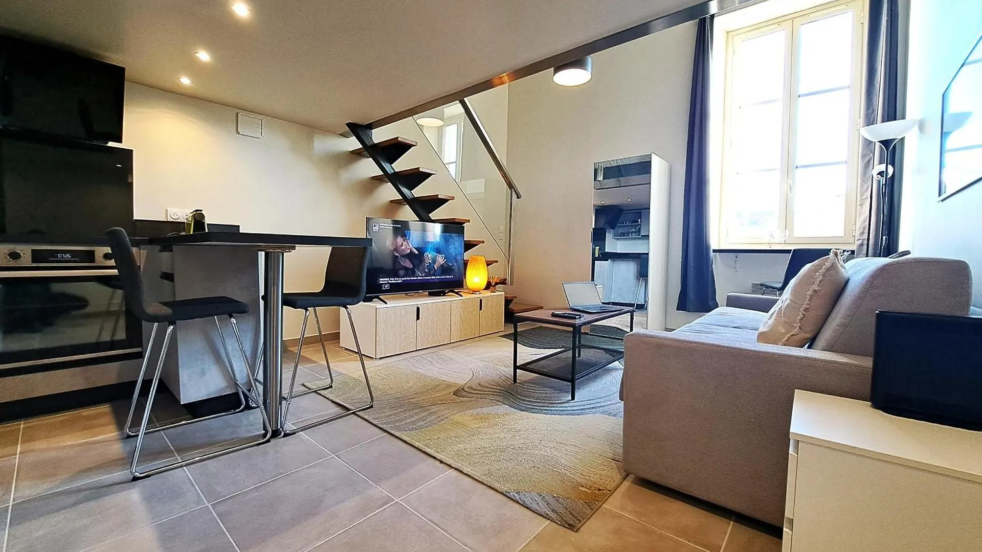 Apartment Massena Square View 2 Min To The Beach & The Old Town Nice France